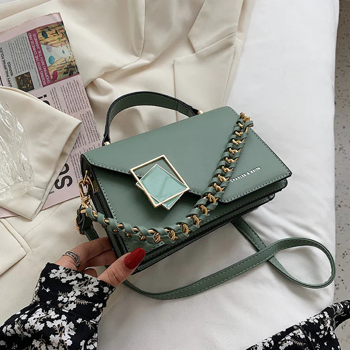 Fashionable Women's Crossbody Bag with Chain Handle