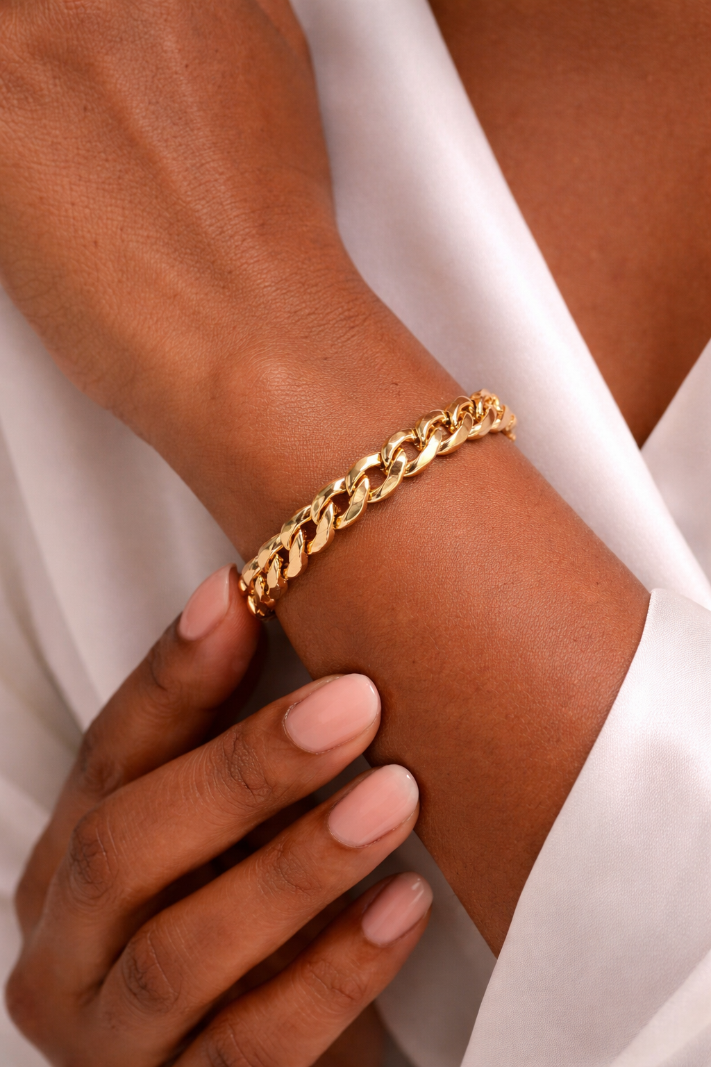 Gold‑Tone Chain Link Bangle Bracelet