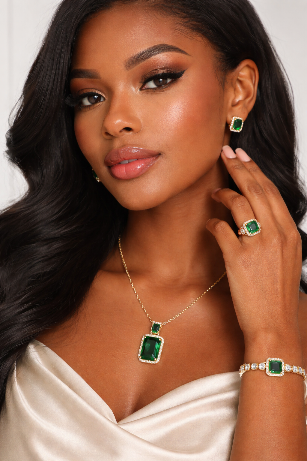 Emerald Luxe Jewelry Set