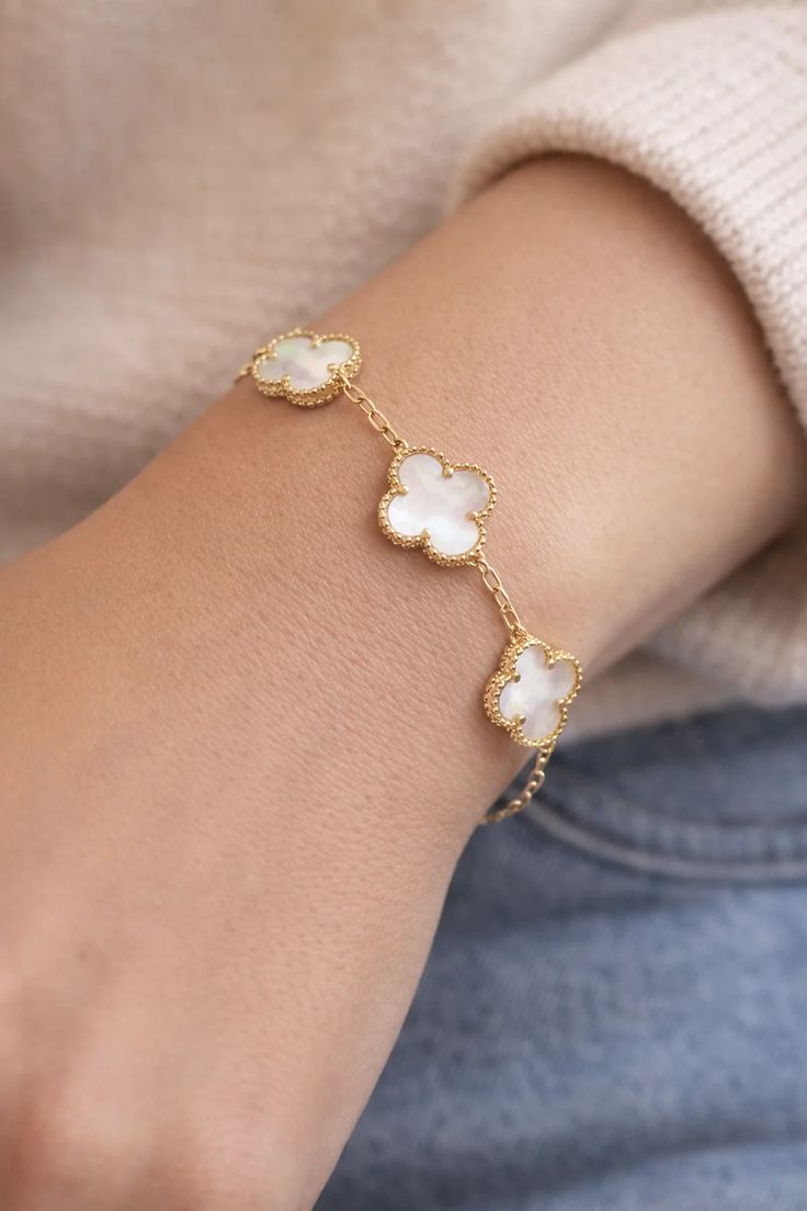 Gold Chain Clover Charm Bangle